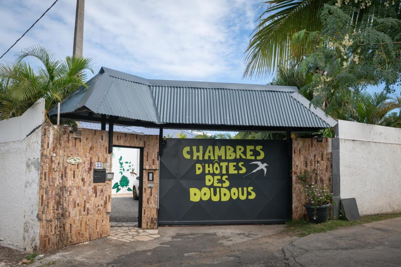 Chambres D'Hotes Du Domaine Des Doudous Saint Pierre Exterior photo